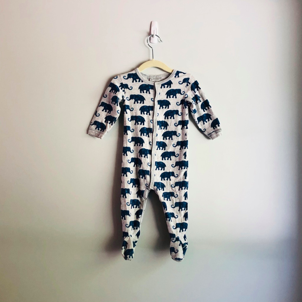🦊 Elephant Print Onesie Footed Sleeper